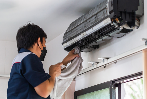 Air conditioning cleaning in Ajman